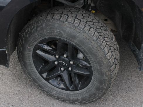 Used 2023 Chevrolet Silverado 1500 LT Trail Boss w/ Protection Package AWD/4WD image 17
