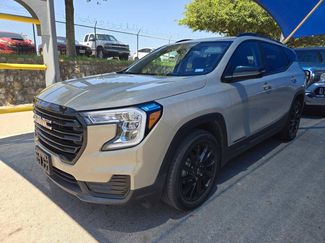 Used 2023 GMC Terrain SLE w/ Driver Convenience Package FWD video 1