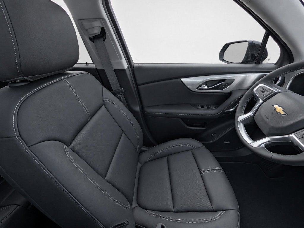 New 2026 Chevrolet Blazer LT w/ Sound & Technology Package AWD/4WD image 14