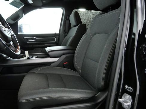 Used 2022 RAM 1500 Big Horn AWD/4WD image 17