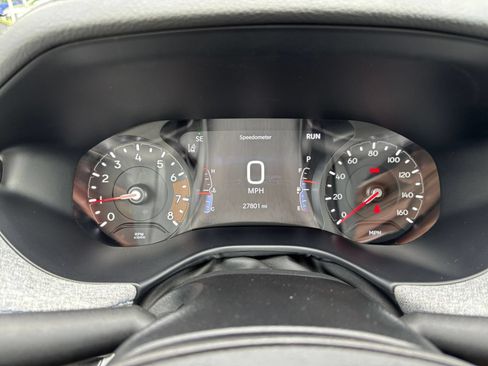 Used 2025 Jeep Compass Latitude AWD/4WD image 38