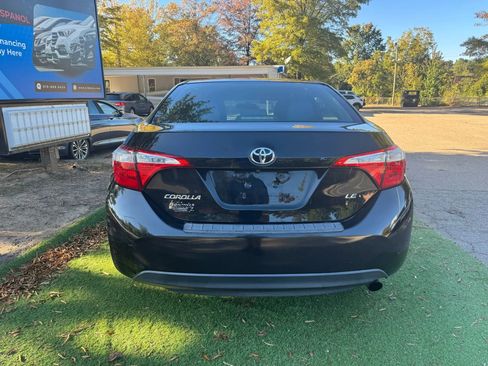 Used 2016 Toyota Corolla LE image 6