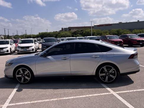 Used 2026 Honda Accord Sport image 3