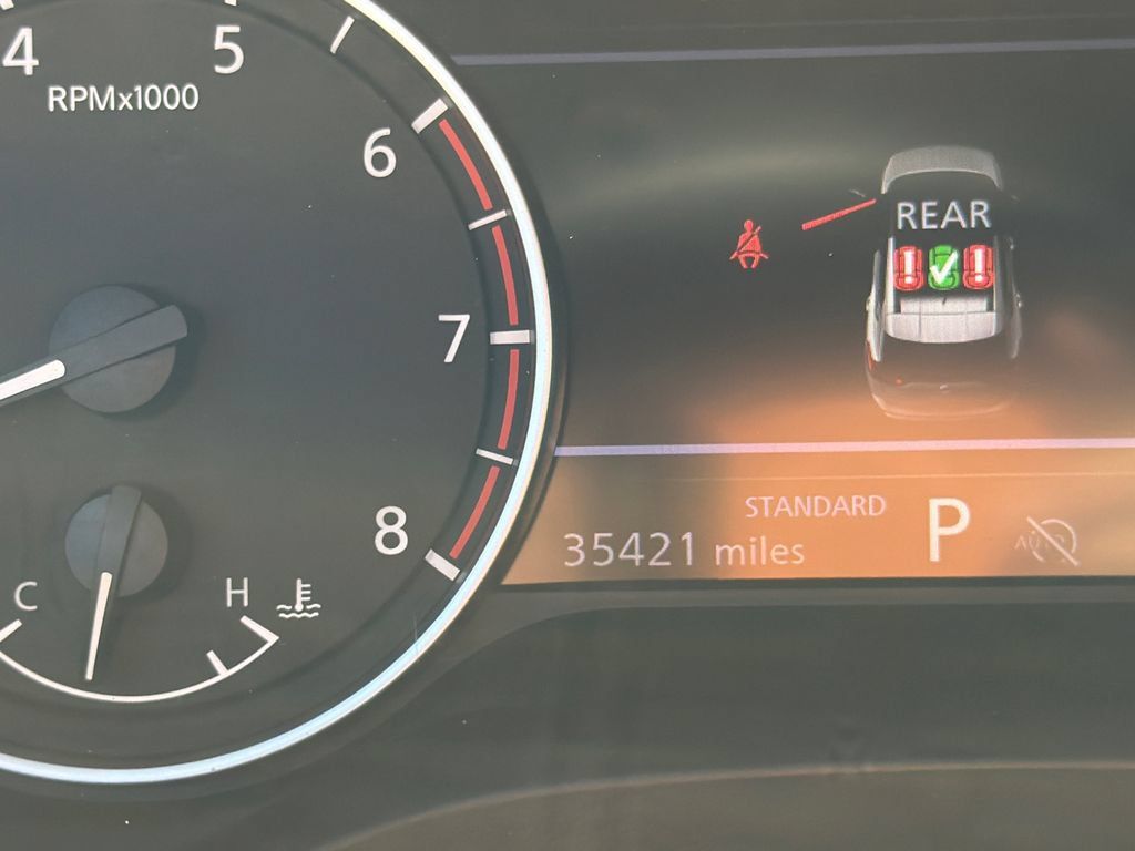Used 2025 Nissan Rogue SV FWD image 27