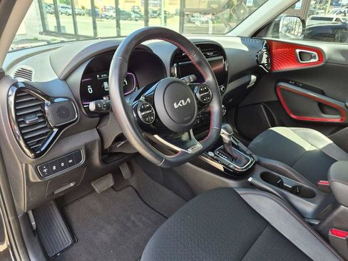 Certified 2023 Kia Soul GT-Line FWD image 12