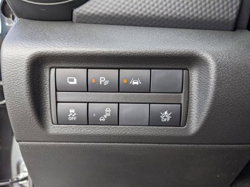 New 2025 Nissan Kicks Play S image 34