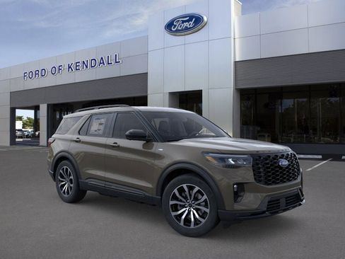 New 2026 Ford Explorer ST-Line image 7