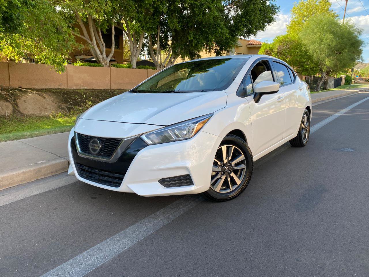 Used 2022 Nissan Versa SV FWD image 60