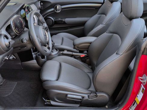 Used 2024 MINI Cooper S FWD image 18