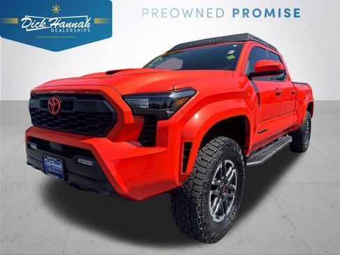 Used 2024 Toyota Tacoma TRD Sport AWD/4WD image 1