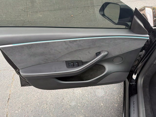 Used 2025 Tesla Model 3 Performance AWD/4WD image 11