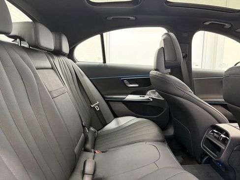New 2026 Mercedes-Benz E 450 4MATIC Sedan image 5