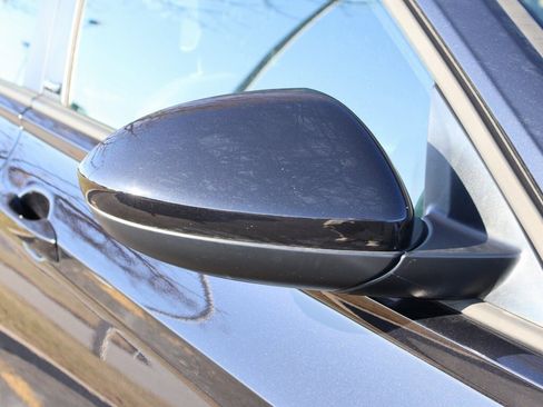 Used 2023 Volkswagen Jetta Sport image 8