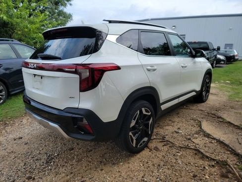 Used 2024 Kia Seltos SX w/ SX Sunroof Package AWD/4WD image 6