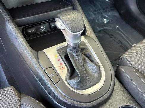 Used 2023 Kia Forte LXS FWD image 23