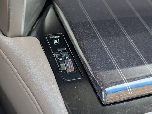 Used 2020 Lexus GX 460 Premium w/ Premium Package AWD/4WD image 8