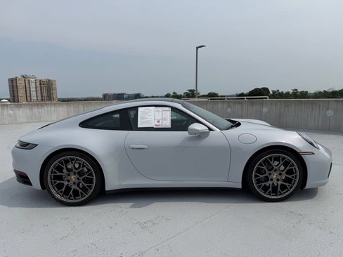 Certified 2024 Porsche 911 Carrera RWD image 8