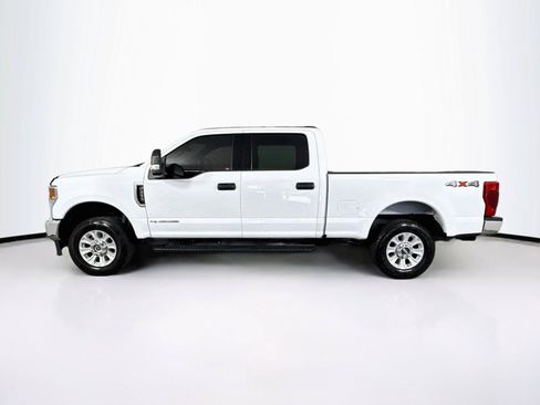 Used 2022 Ford F250 XLT AWD/4WD image 2