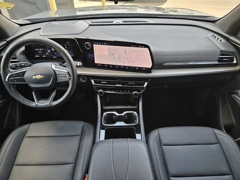 Used 2026 Chevrolet Traverse LT AWD/4WD image 10