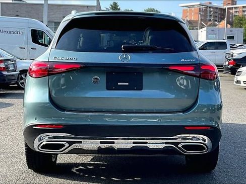 Used 2026 Mercedes-Benz GLC 300 4MATIC image 3