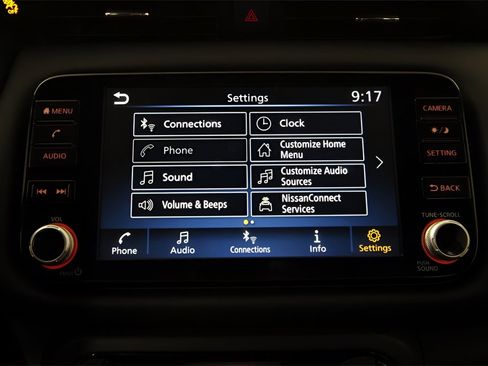 Used 2024 Nissan Kicks SR w/ Exterior Package image 29