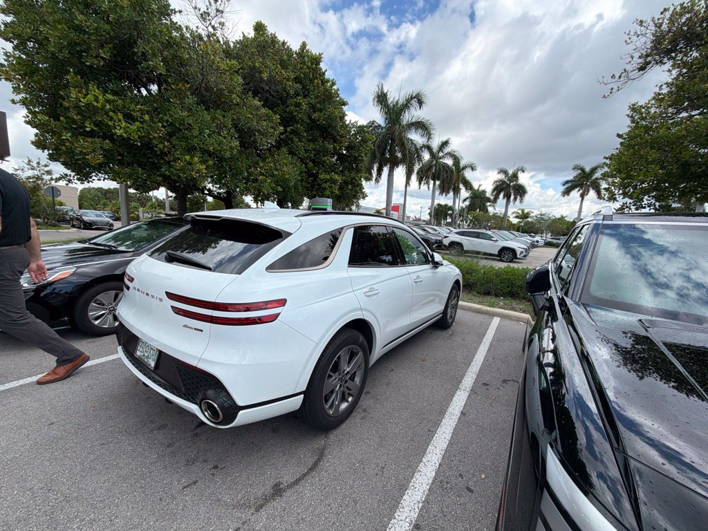 Certified 2024 Genesis GV70 3.5T Sport AWD/4WD image 7