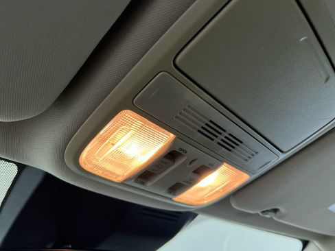 Used 2022 Honda CR-V EX image 14