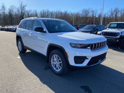 New 2025 Jeep Grand Cherokee Laredo X w/ Luxury Tech Group I image 1