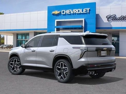 New 2026 Chevrolet Traverse High Country FWD image 5