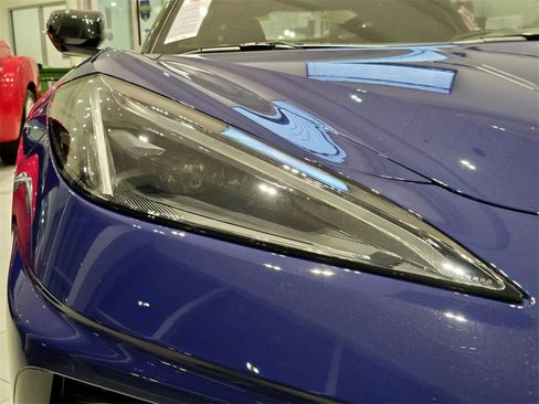 Certified 2025 Chevrolet Corvette Stingray Coupe w/ 1LT image 12