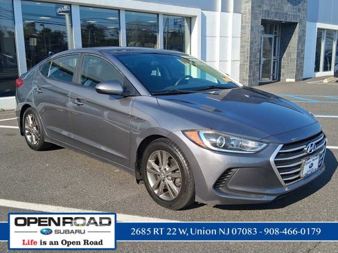 Used 2018 Hyundai Elantra SEL image 1