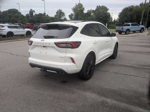 Used 2023 Ford Escape ST-Line Elite w/ Premium Technology Package AWD/4WD image 3
