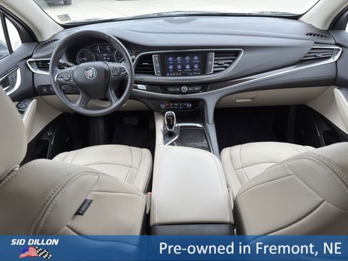Used 2021 Buick Enclave Essence w/ Sound and Sites Package image 9