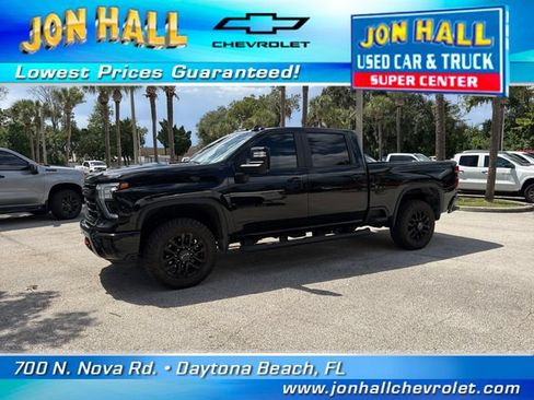 Used 2025 Chevrolet Silverado 2500 LT w/ Trail Boss Package AWD/4WD image 3