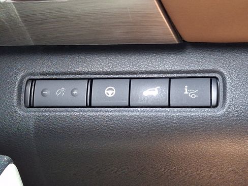 Certified 2023 Nissan Pathfinder Platinum AWD/4WD image 23