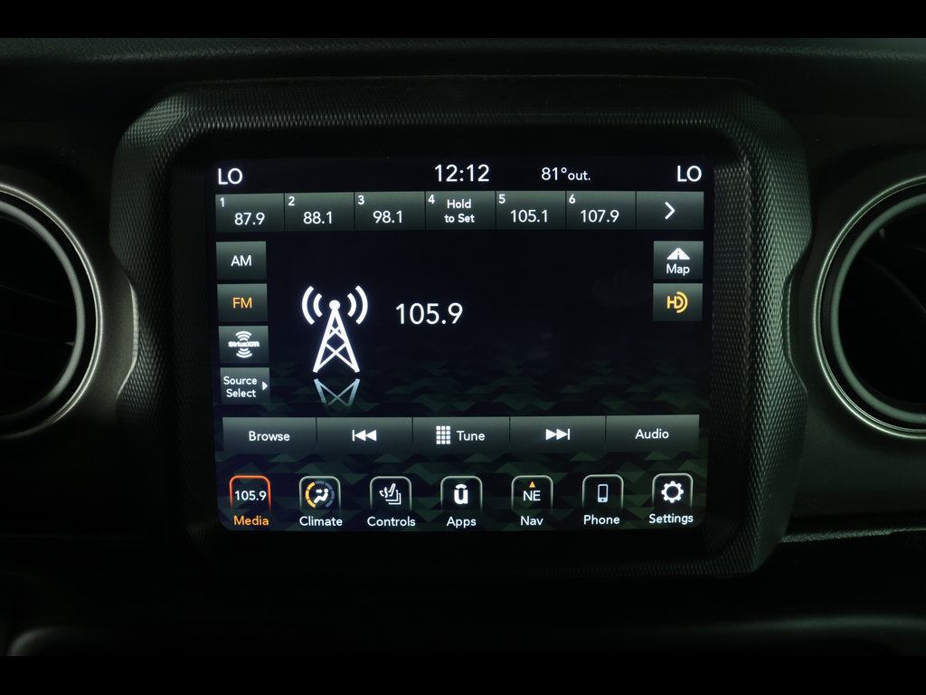 Used 2022 Jeep Gladiator Sport AWD/4WD image 24