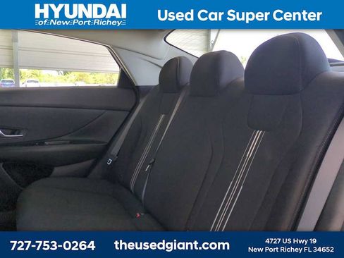 Certified 2023 Hyundai Elantra SEL w/ Convenience Package FWD image 13