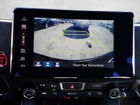 Used 2018 Honda Clarity Touring image 16