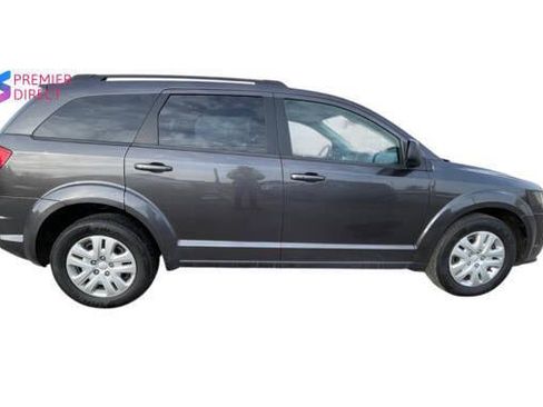 Used 2020 Dodge Journey SE w/ SE Popular Equipment Group image 7