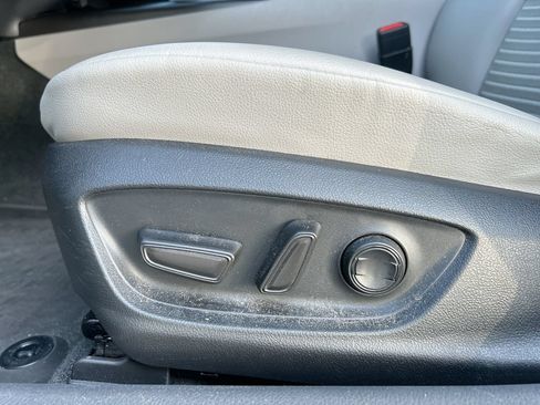 Used 2024 Toyota Camry SE w/ Convenience Package FWD image 12