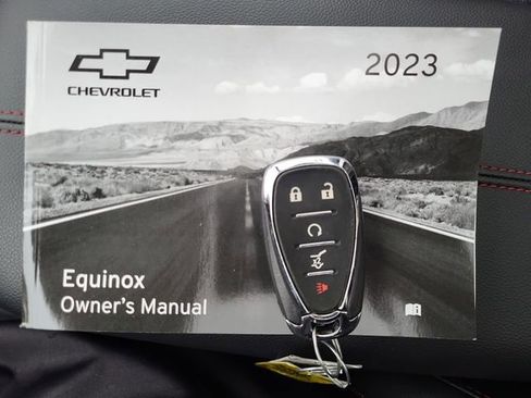 Used 2023 Chevrolet Equinox RS w/ RS Leather Package image 36