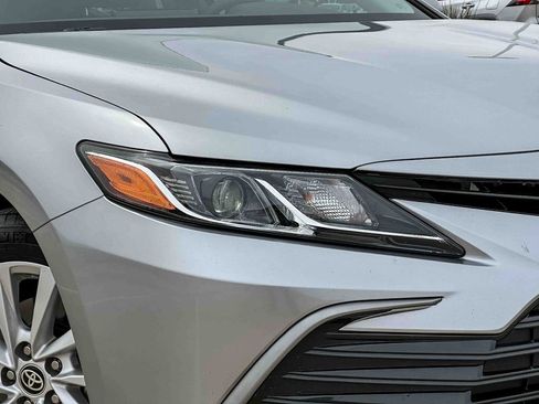 Used 2024 Toyota Camry LE image 10