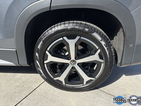 Used 2025 Volkswagen Tiguan SE FWD image 6