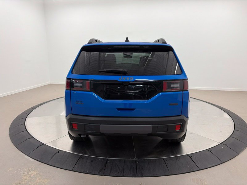 Used 2026 Jeep Cherokee Overland w/ Advanced Pro Tech Group AWD/4WD image 4