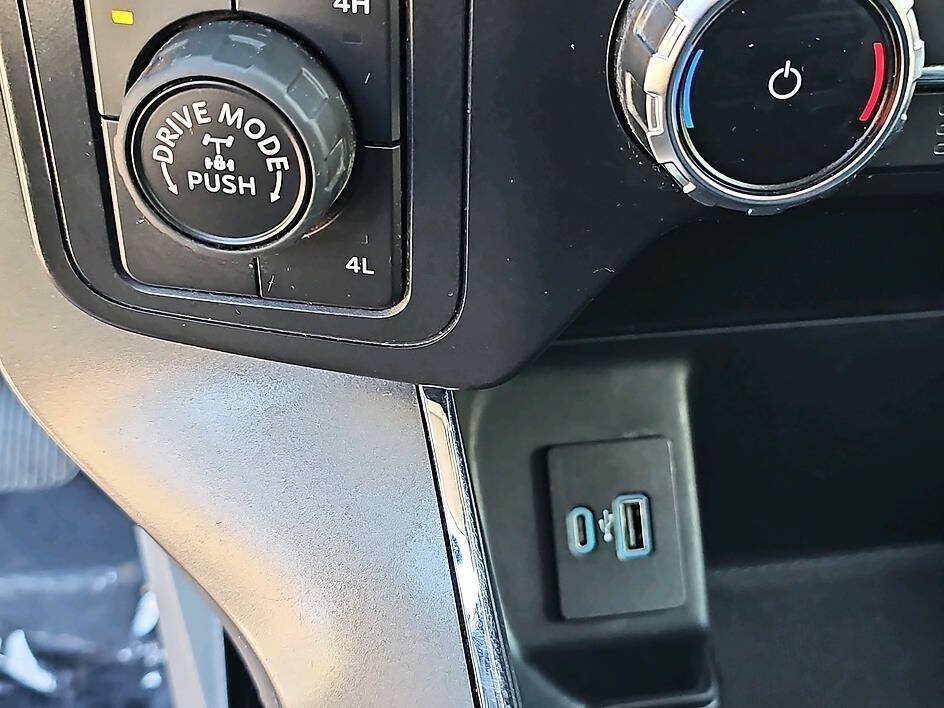 Used 2022 Ford F150 XLT w/ Equipment Group 302A High AWD/4WD image 14