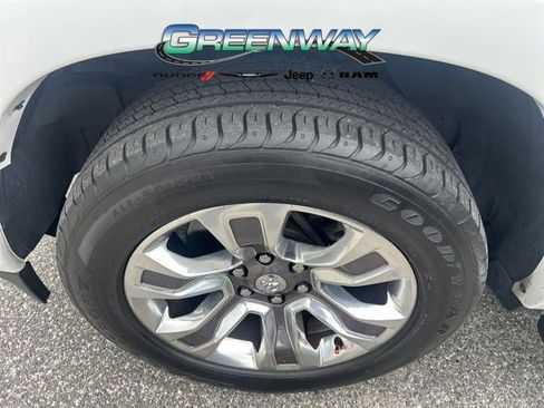 Used 2021 RAM 1500 Limited w/ Body Color Bumper Group image 2