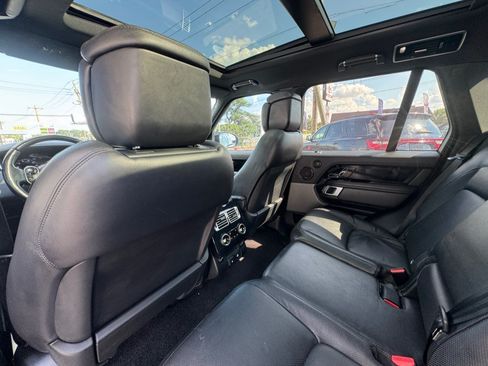 Used 2019 Land Rover Range Rover HSE AWD/4WD image 32