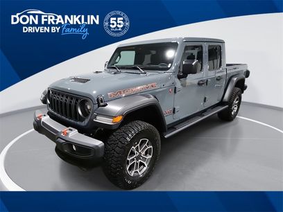 Used 2025 Jeep Gladiator Mojave w/ Convenience Group