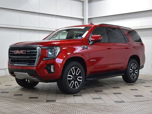 Used 2024 GMC Yukon AT4 AWD/4WD image 3
