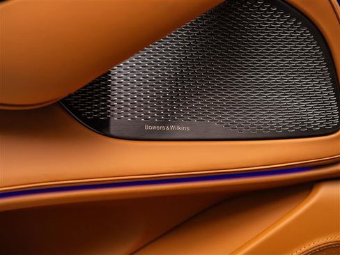 New 2026 Aston Martin DBX S AWD/4WD image 31